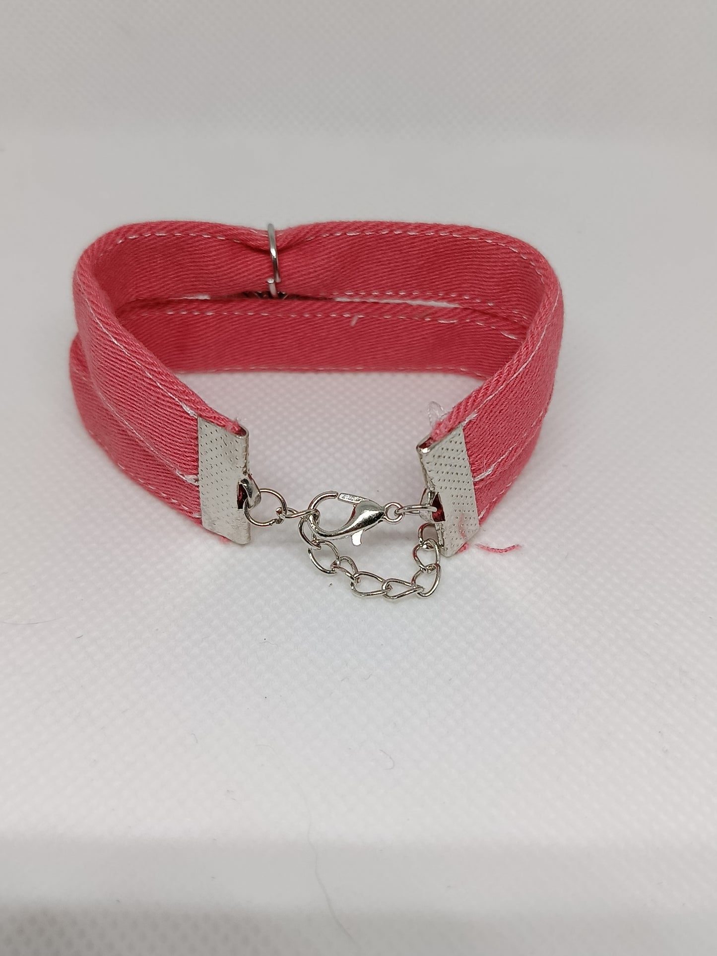 bracelet avec pendentif papillon