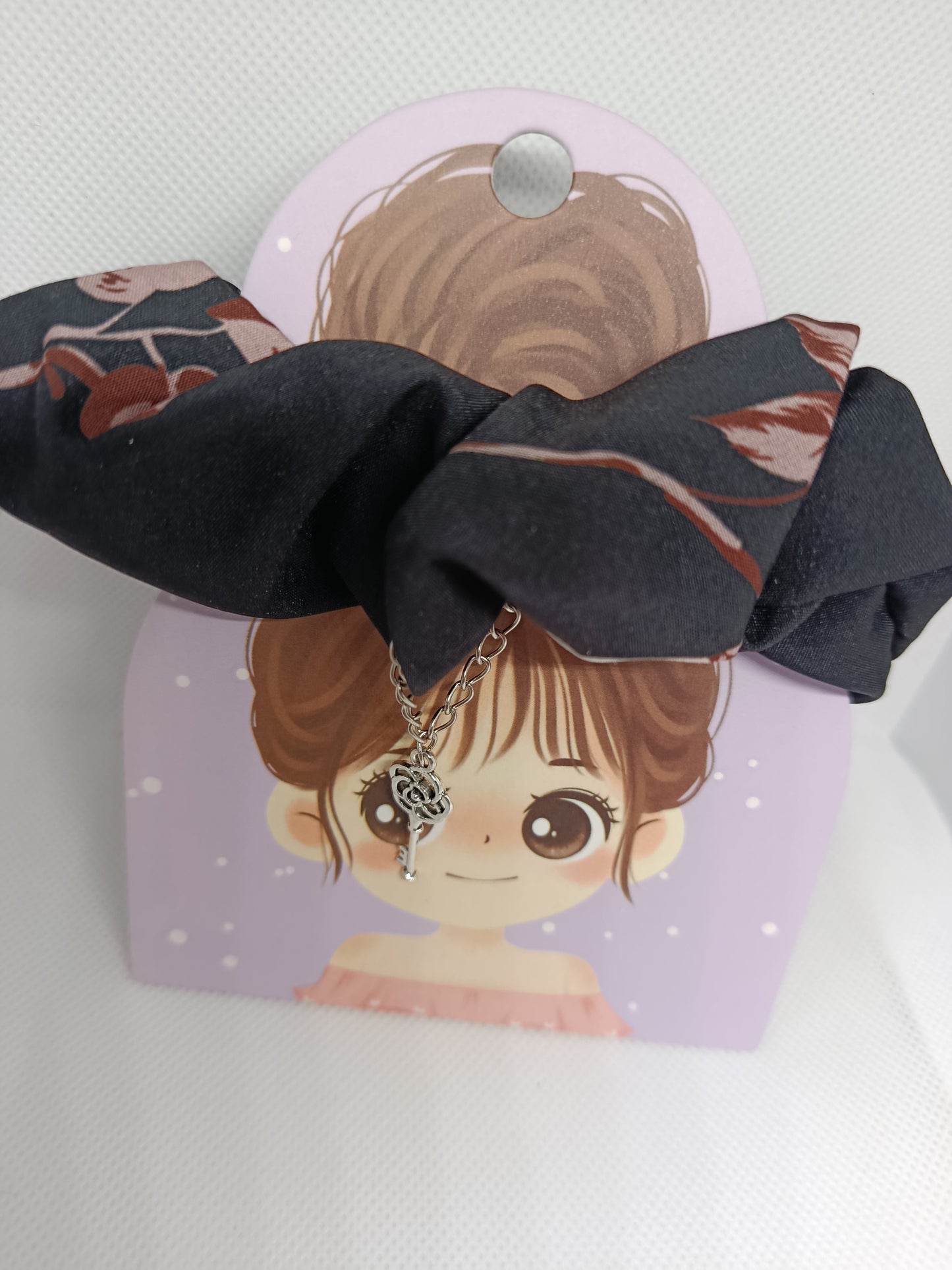 chouchou avec pendentif clé