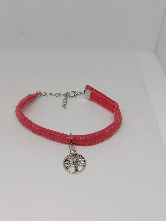bracelet avec pendentif arbre de vie